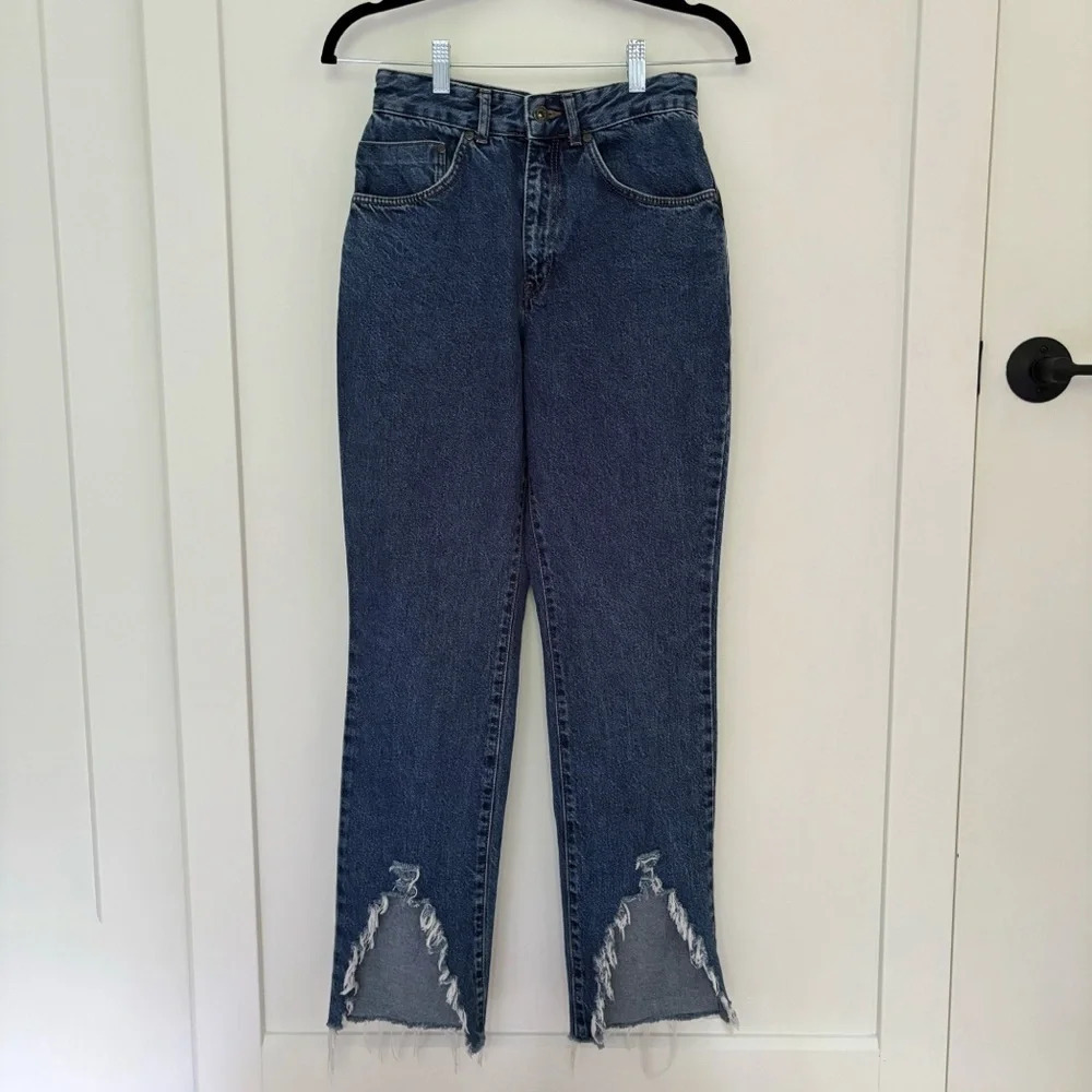 The Ragged Priest  Straight Leg Jeans Frayed Front Slit V Cut Ankle 28 Dark Blue - Picture 2 of 7